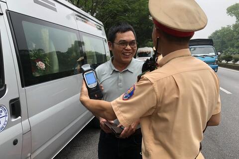 Cảnh sát giao thông Thanh Hoá tăng cường bảo đảm trật tự, an toàn giao thông dịp nghỉ Lễ